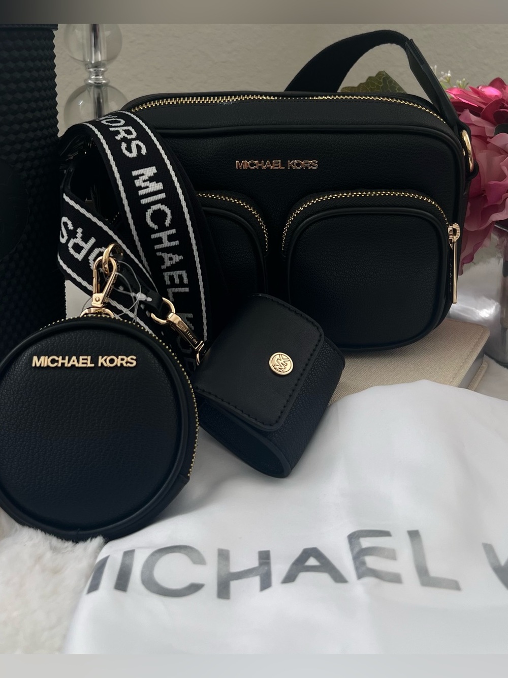 Crossbody MK